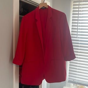 Red oversized blazer. L